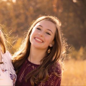 Meet your Posher, Laine